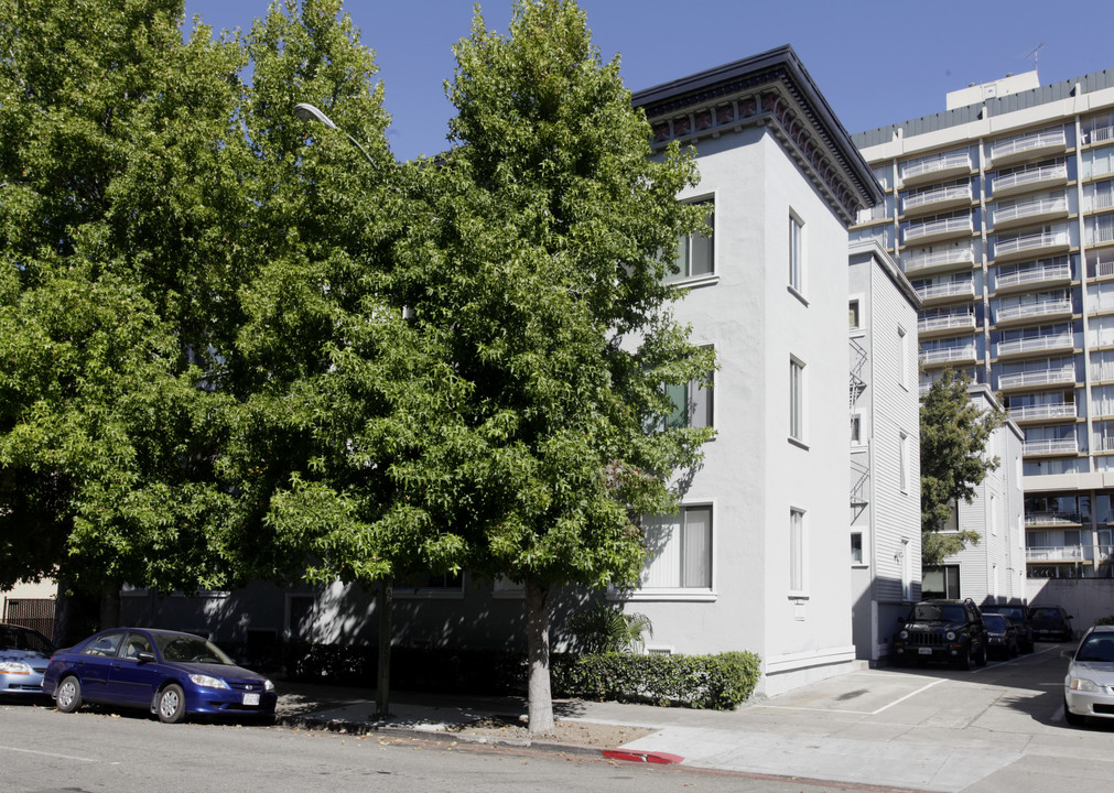 Lakeview in Oakland, CA - Foto de edificio