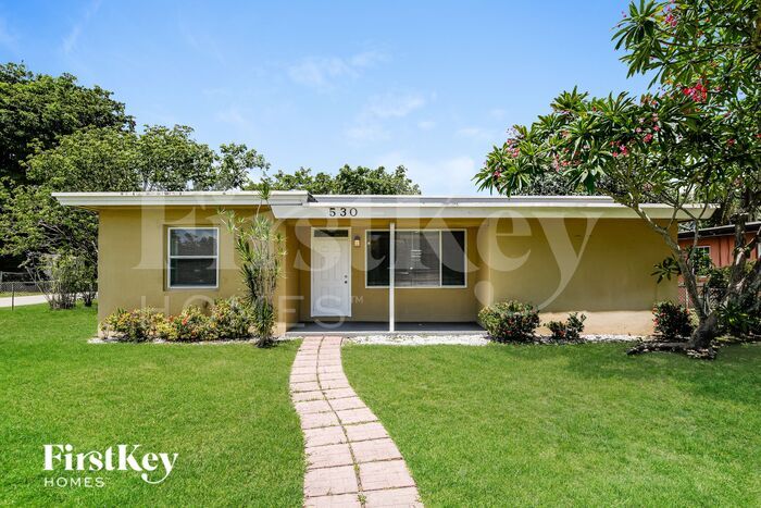 530 S 28th Ave in Hollywood, FL - Building Photo