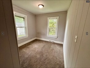 1104 Perry Ave in Cape Girardeau, MO - Building Photo - Building Photo