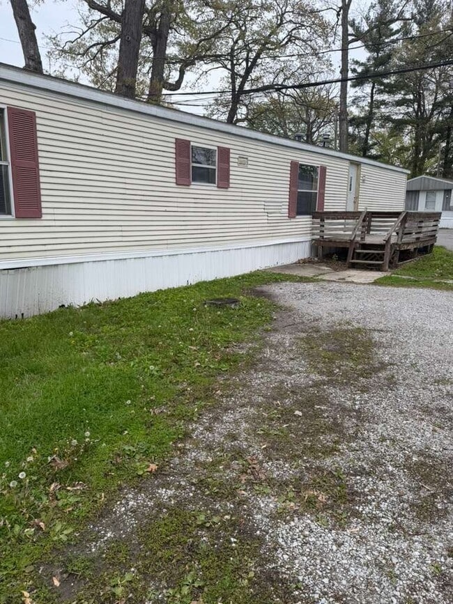 property at 905 W 37th Ave