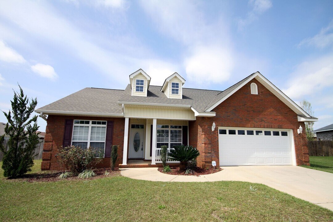 344 Trent Rd in Enterprise, AL - Building Photo