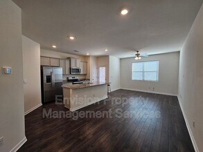 611 Dairy Dr in Stockbridge, GA - Building Photo - Building Photo