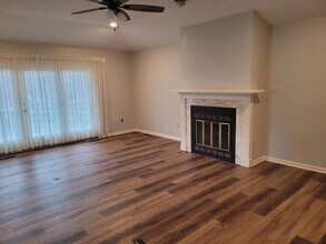 3607 Augusta Dr in Columbia, MO - Building Photo - Building Photo