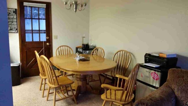 2124 27th Ave Ct-Unit -3 in Greeley, CO - Building Photo - Building Photo