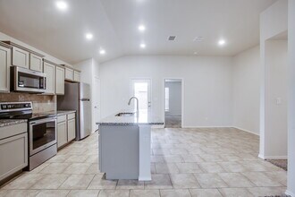2117 140th St in Lubbock, TX - Building Photo - Building Photo