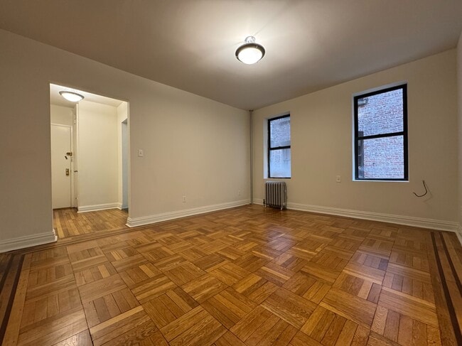 property at 615 Fort Washington Ave