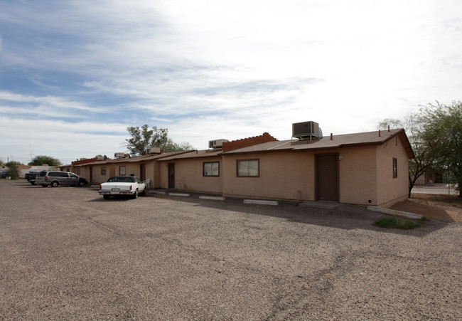 516-520 W 12th St in Casa Grande, AZ - Building Photo - Building Photo