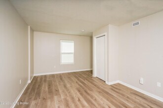 1439 Beech St in Louisville, KY - Building Photo - Building Photo