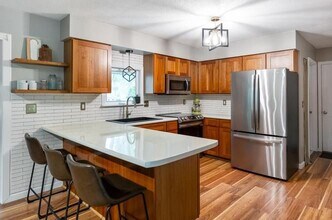 51 Jason Dr in Colchester, VT - Building Photo - Building Photo