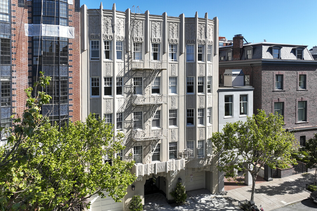 2340 Pacific Ave in San Francisco, CA - Building Photo