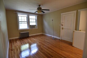 169 Kent St in Brookline, MA - Building Photo - Building Photo