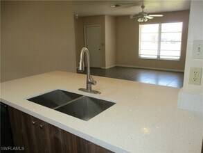 4119 SW 7th Pl in Cape Coral, FL - Building Photo - Building Photo