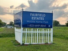 Fairfield Estates in Fairfield, IA - Building Photo