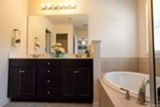 130 Wembley Dr in Clayton, NC - Building Photo - Building Photo