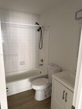 6845 SW 45th Ln in Miami, FL - Building Photo - Building Photo