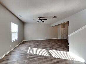 16 Atlas Dr in Cartersville, GA - Building Photo - Building Photo