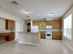 13450 Sunkiss Loop in Windermere, FL - Foto de edificio - Building Photo