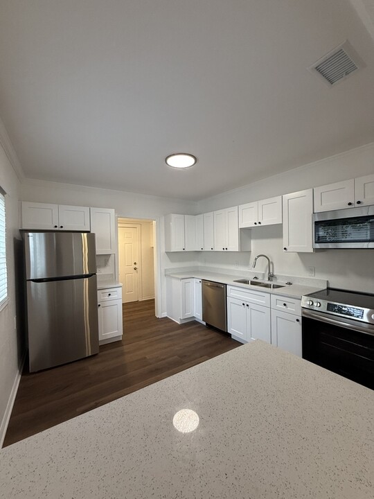 3544 6th Ave S in St. Petersburg, FL - Building Photo