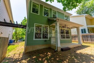 1808 Village Oak Ct in Austin, TX - Building Photo - Building Photo