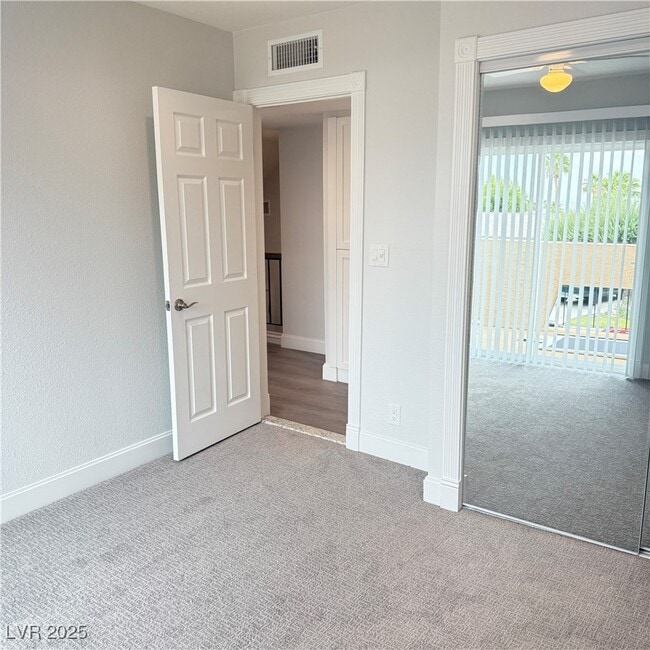 property at 508 Woodcrest Ct