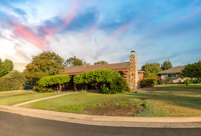 5171 E Grant Ave in Fresno, CA - Building Photo - Building Photo