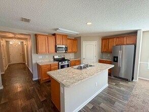 125 Fairway Ct in Bunnell, FL - Building Photo - Building Photo