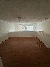 17911 NW 68th Ave in Hialeah, FL - Building Photo - Building Photo