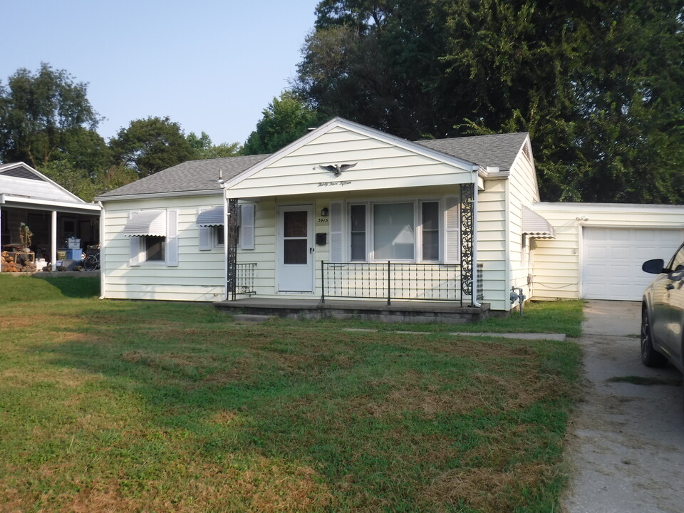 3415 Doniphan Ave in St. Joseph, MO - Building Photo