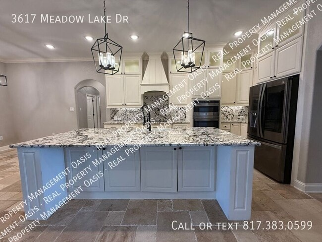 3617 Meadow Lake Dr in Alvarado, TX - Building Photo - Building Photo