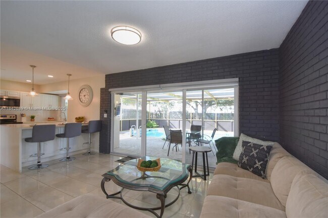 property at 609 S Crescent Dr