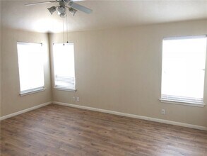 8537 Shallot Way in Austin, TX - Building Photo - Building Photo
