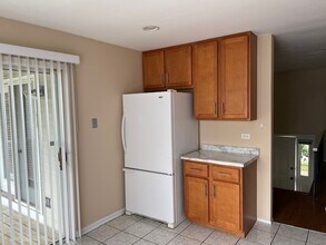 107 Horatio Blvd in Buffalo Grove, IL - Foto de edificio - Building Photo