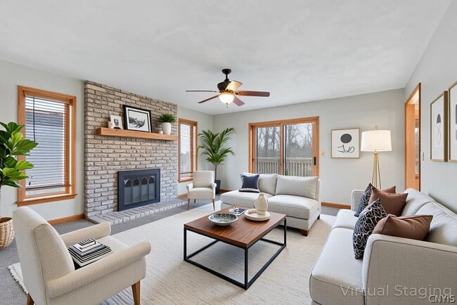 property at 3293 Greenleafe Dr