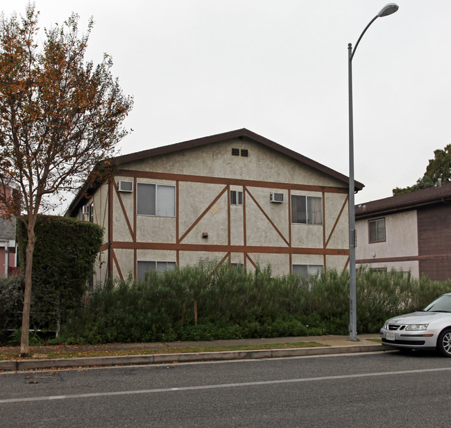 4171 Duquesne Ave in Culver City, CA - Building Photo - Building Photo