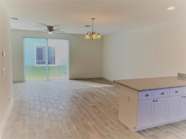 210 Osprey Cir
