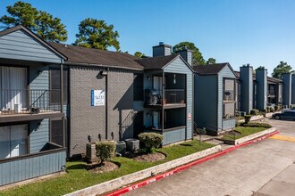 North Bend Living in Houston, TX - Building Photo - Building Photo
