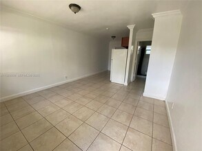 6014 Rodman St in Hollywood, FL - Foto de edificio - Building Photo