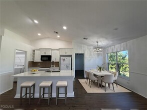 3010 71st St W in Lehigh Acres, FL - Building Photo - Building Photo