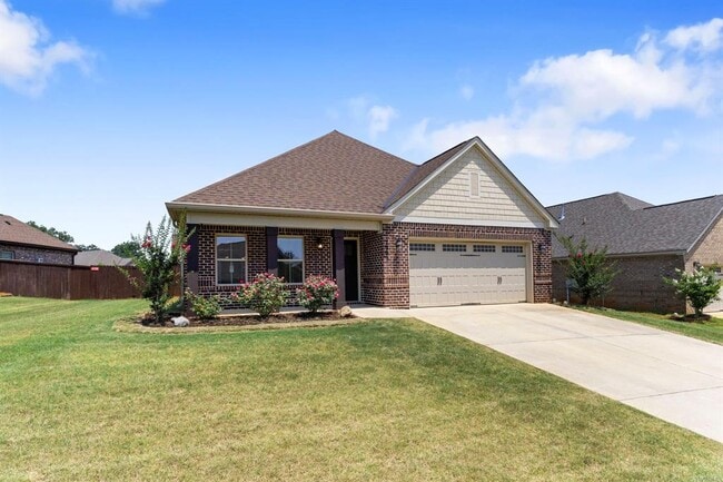 1005 Allison Dr in Prattville, AL - Building Photo - Building Photo