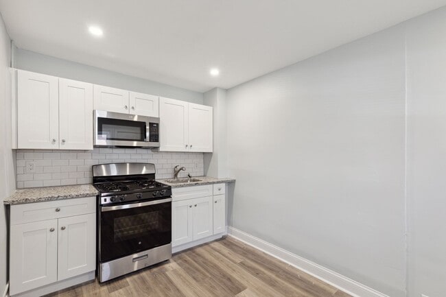 property at 2001 Dorrance St