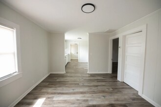 3207 Spring St in Greensboro, NC - Building Photo - Building Photo