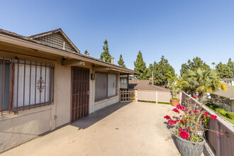 Jetty Apartments in Anaheim, CA - Building Photo - Primary Photo