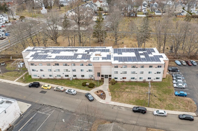 Robert Giaimo House in Branford, CT - Building Photo - Building Photo