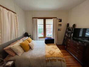 90 Hancock St, Unit 1 in Cambridge, MA - Building Photo - Building Photo
