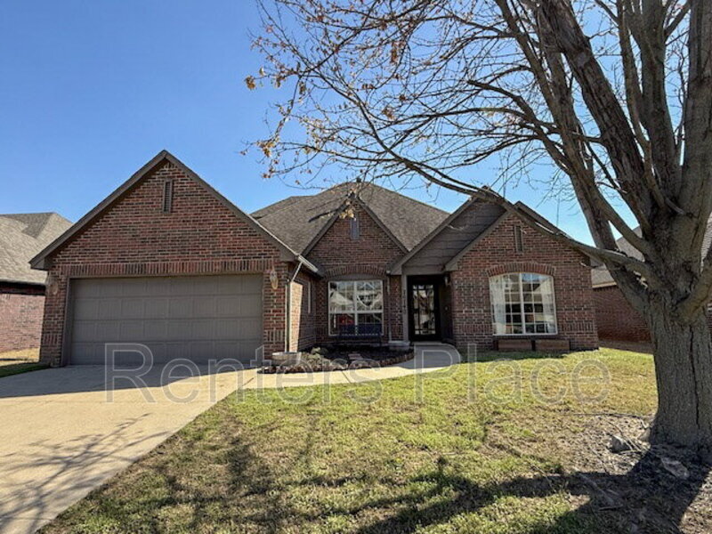 20740 East 45th St S in Broken Arrow, OK - Building Photo