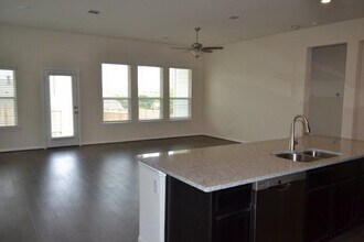 619 Panzano Dr in Georgetown, TX - Building Photo - Building Photo