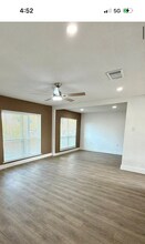 3950 Ambrose Cir in Dallas, TX - Building Photo - Building Photo