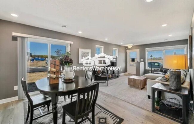 10836 Glacier Ln N in Maple Grove, MN - Building Photo - Building Photo