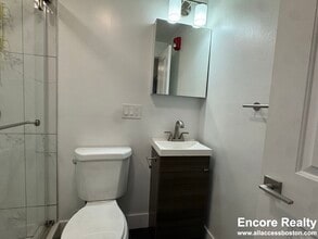 270 Newbury St in Boston, MA - Building Photo - Building Photo