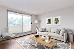 Garden Villa in Lethbridge, AB - Building Photo